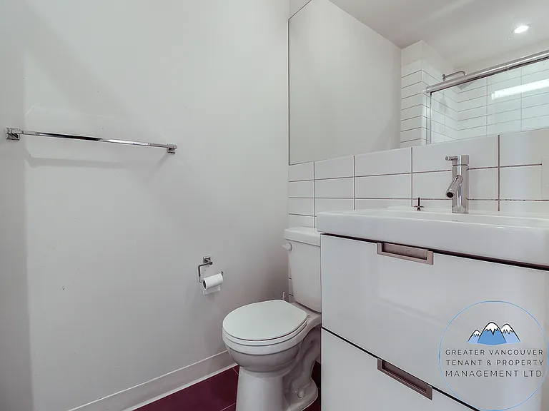 138 Hastings St E #202 — Photo 10
