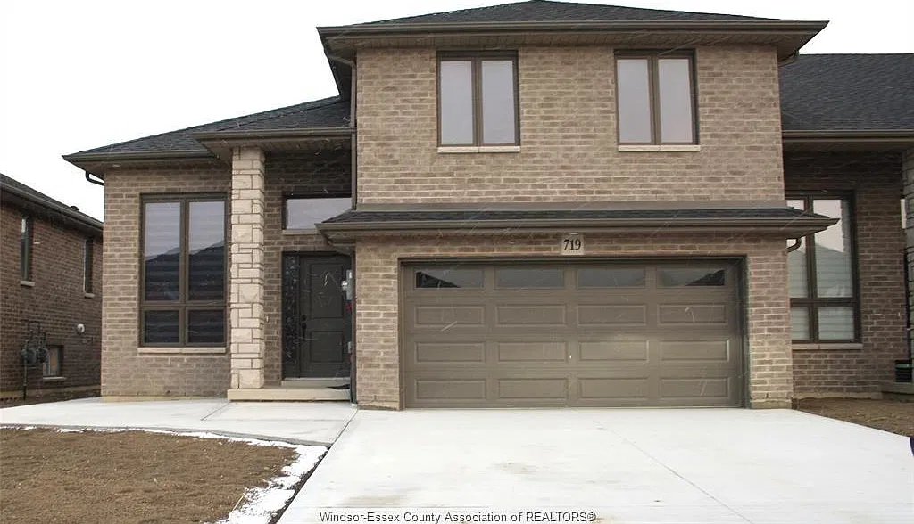 3 bed, $2,350 — Photo 1
