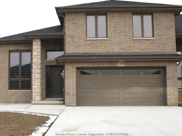 719 Faleria St, Windsor, ON N8L 0K1