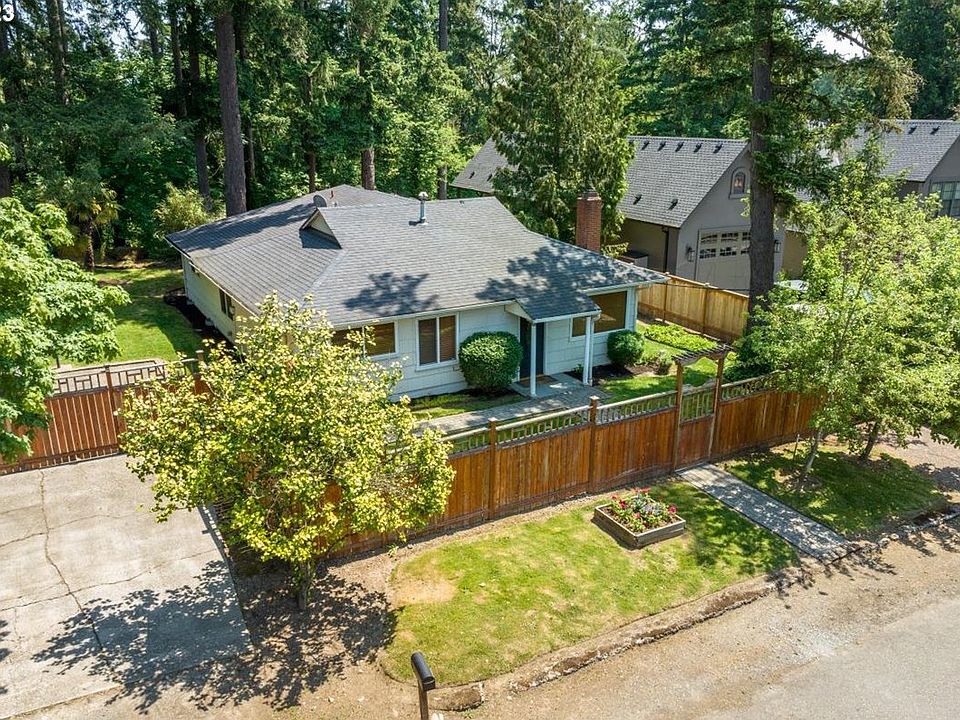 1st image of 15710 SE Hanwood Ln