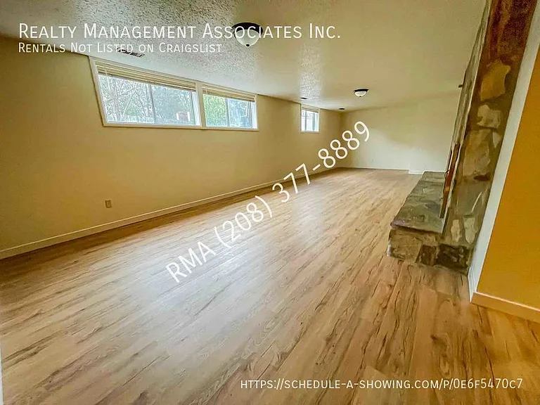 4820 N Wedge St — Photo 2