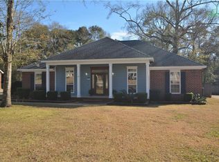 10461 Hunters Ridge Dr, Mobile, AL 36695