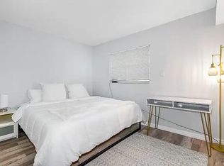 University Park unit, Centrally located and pet-friendly, Tampa, FL 33612
