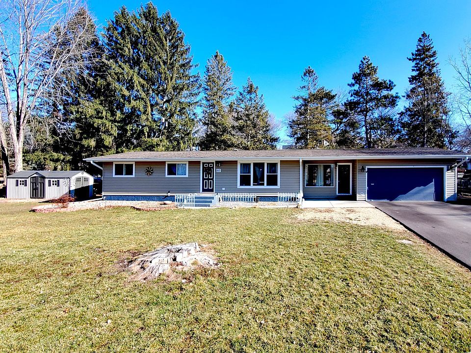 1st image of 610 Kirchner Ave