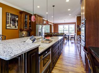 2246 Mount Vernon Rd, Dunwoody, GA 30338
