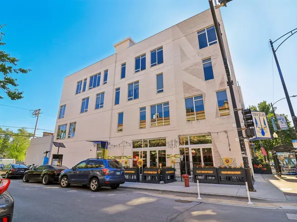 756 N Leavitt St APT 2NW, Chicago, IL 60612