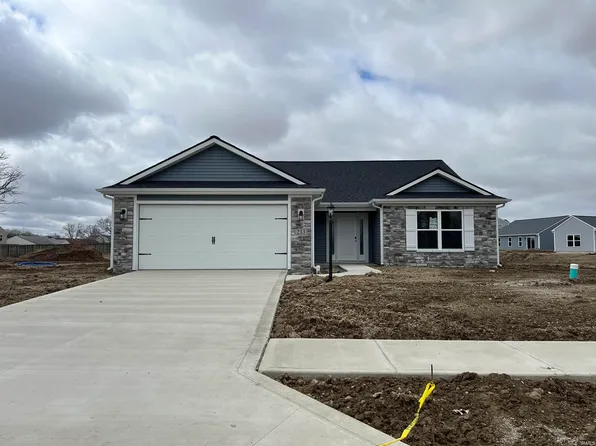 233 Contera Dr, Fort Wayne, IN 46818