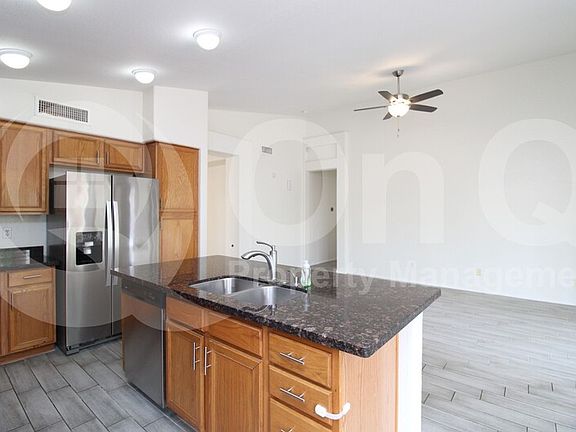3rd image of 1822 E Barbarita Ave