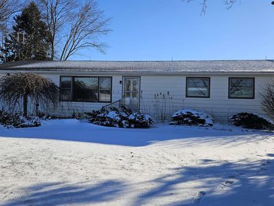 2112 N Indiana Ave, Auburn, IN, 46706