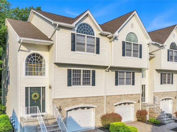 8 Sara Kathryn Way, Waldwick, NJ 07463