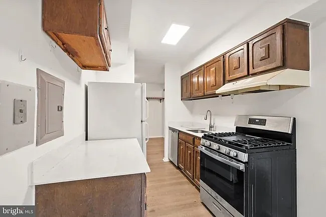 3378 Woodburn Rd #11 — Photo 4