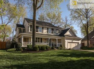 5801 Robinson Ln, Overland Park, KS 66202