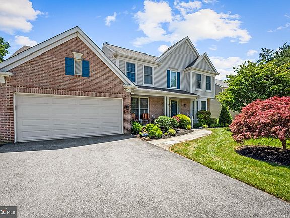 2nd image of 9 Picnic Ct