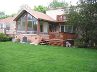 6230 N Legett Ave, Chicago, IL 60646