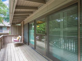 8700 Metcalf Ave APT 201, Overland Park, KS 66212