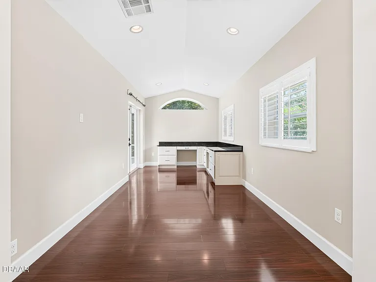 1223 Crown Pointe Ln — Photo 17