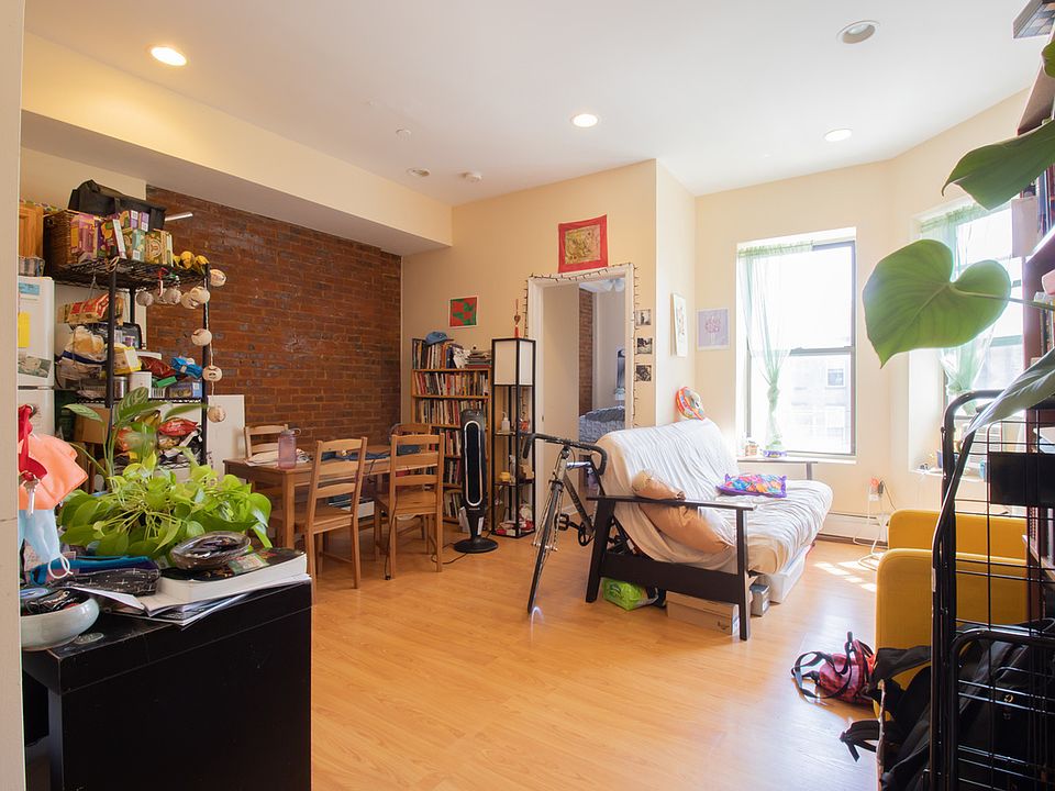 1st image of 248 Hancock St #4RE