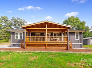 431 Pole Miller Ext, Brevard, NC 28712