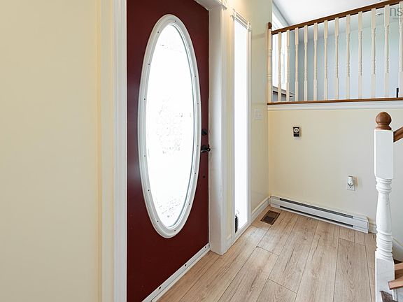 2nd image of 86 Mackay Rd