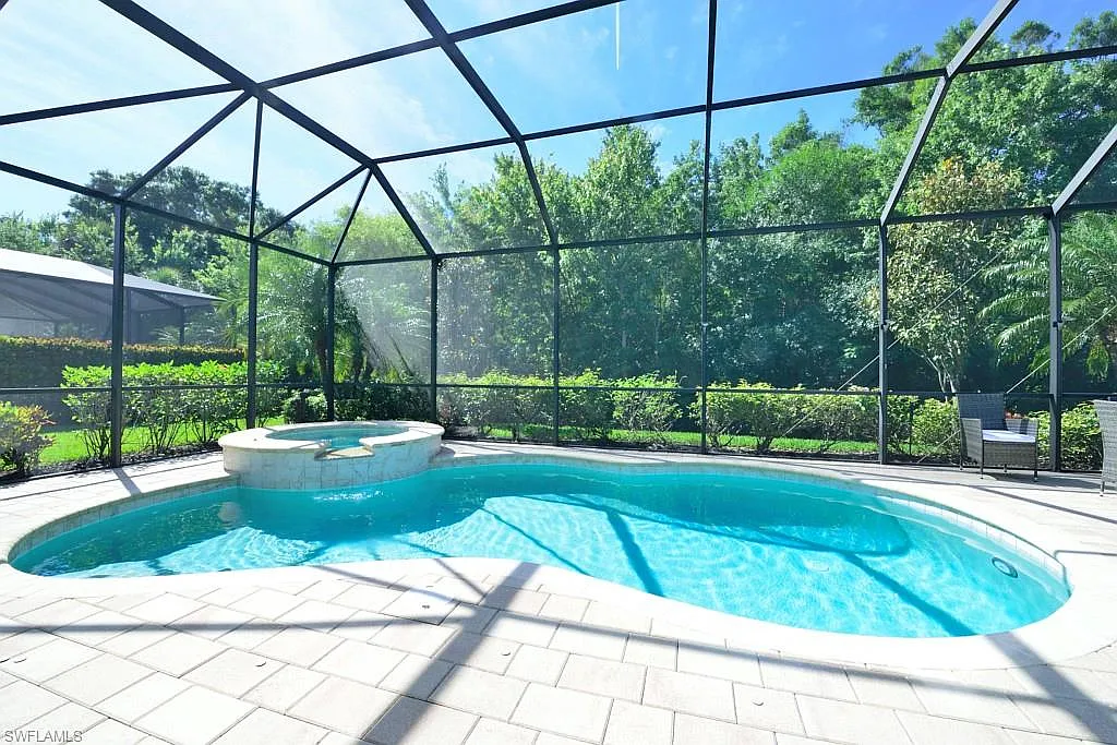 3 bed, 2.0 bath, 2160 sqft, $7,500 — Photo 1
