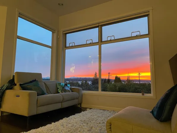 (undisclosed Address), Kirkland, WA 98033