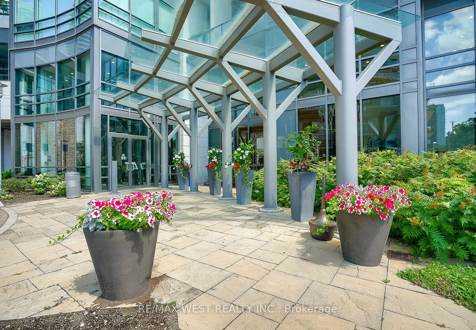 Beyond The Sea Condominiums — Photo 3