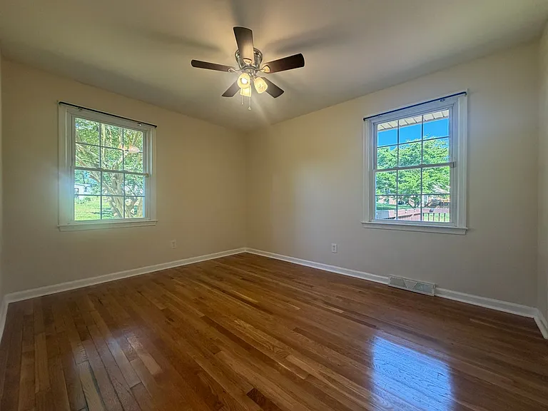 2703 Toronto Ln — Photo 24