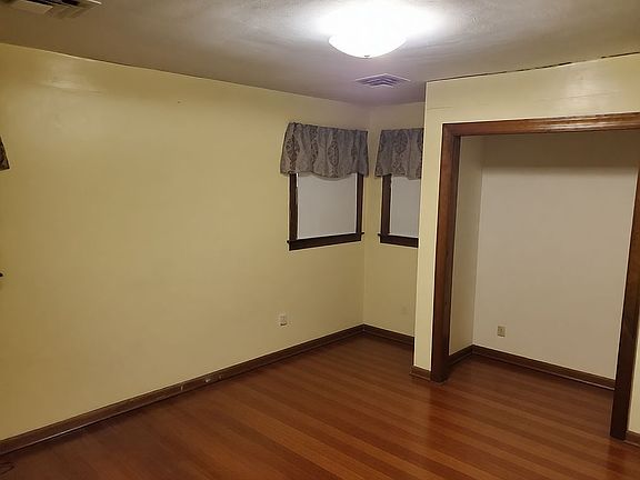 5th image of 49 Arline Dr