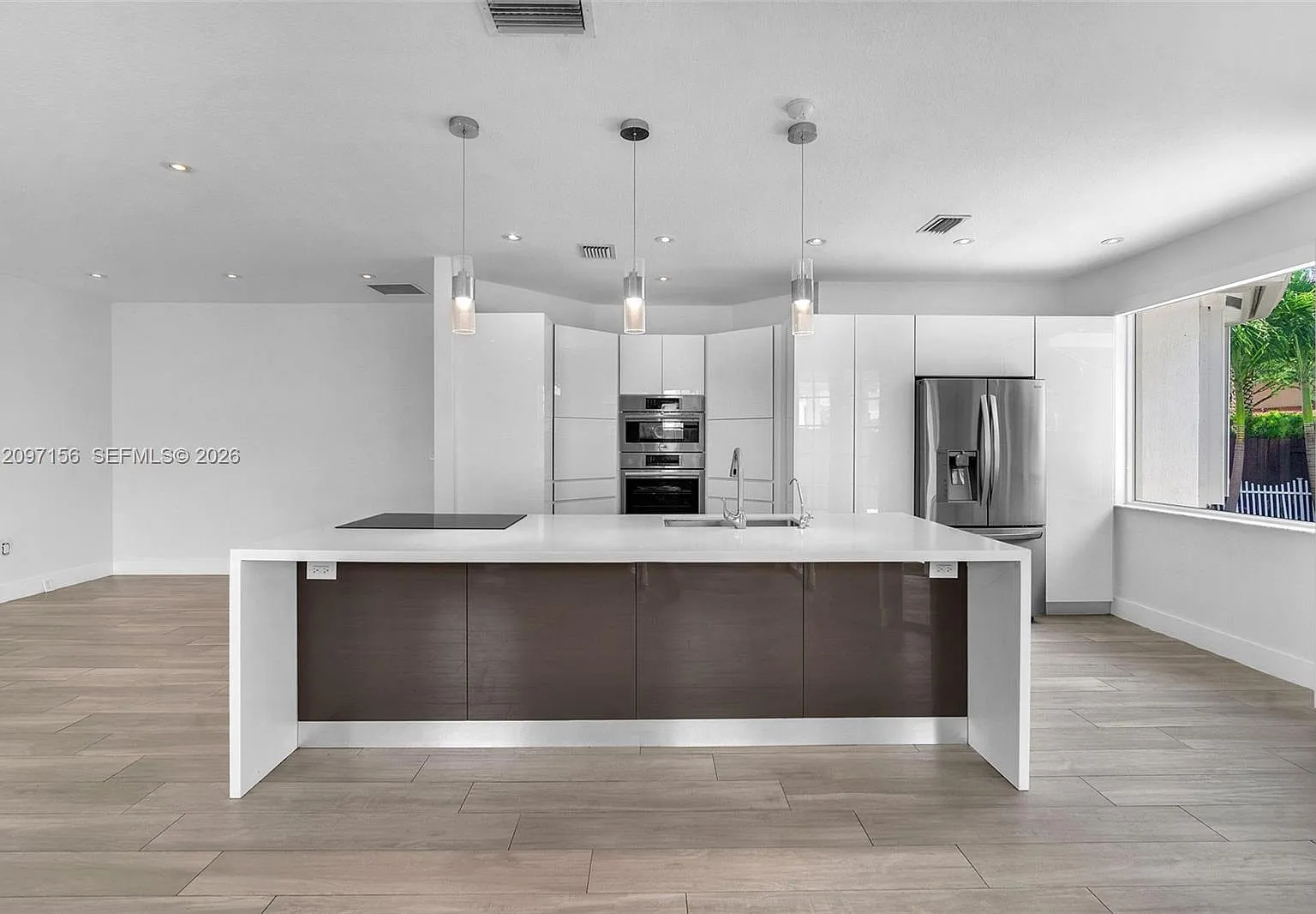Islands At Doral Northwes — Photo 4