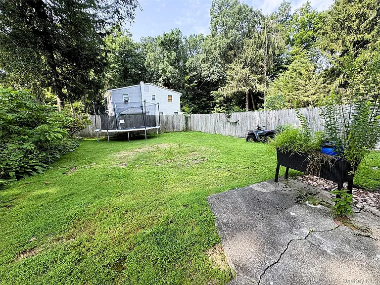 17 Bridge Ln #B — Photo 13