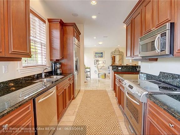 2nd image of 2616 NE 14th Ave APT 7