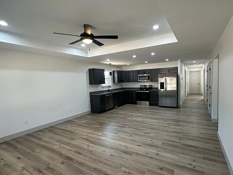 932 Cottage Hill Way — Photo 3