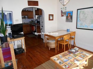 2244 W Palmer St #1F, Chicago, IL 60647