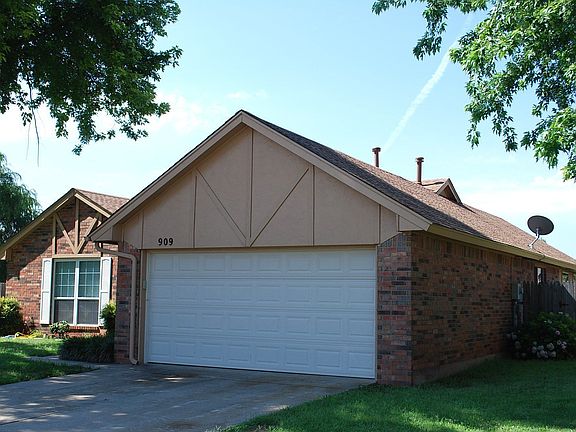 3rd image of 909 Bronze Medal Rd