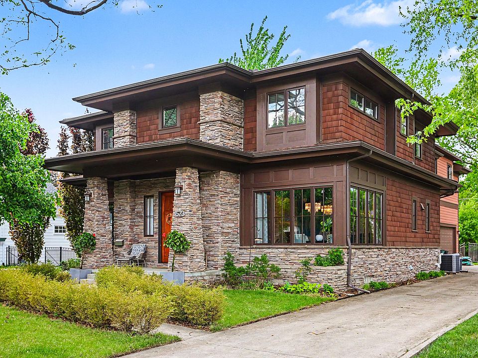 1st image of 1523 Villa Rd