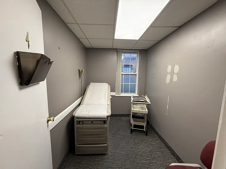 241 N Main St #1 — Photo 10