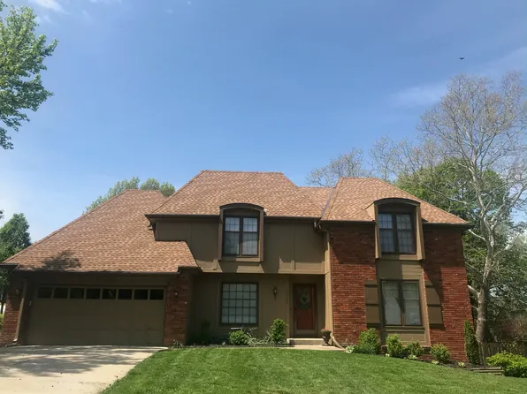 10142 Mastin Dr, Overland Park, KS 66212