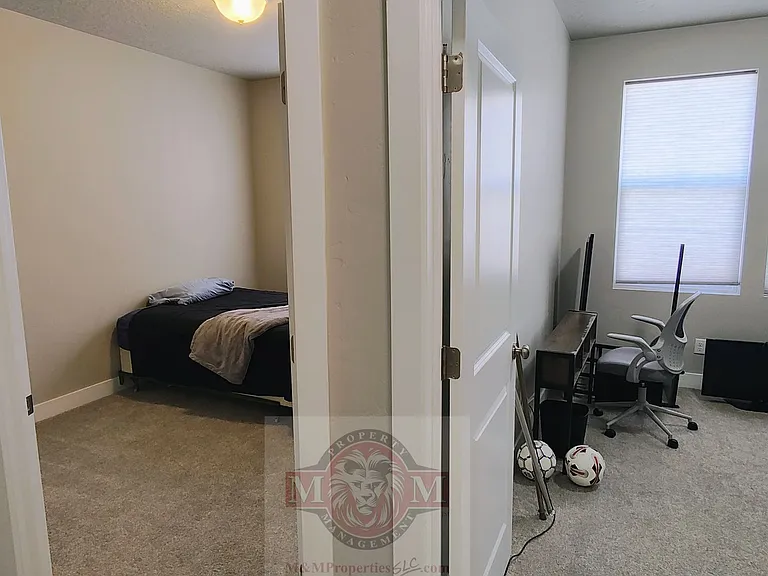 7887 S 5440 W — Photo 25
