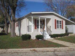 192 Melbrooke Rd, Elgin, IL 60123