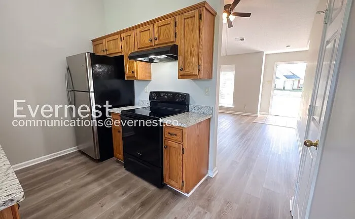5669 Kaitlyn Dr W — Photo 5
