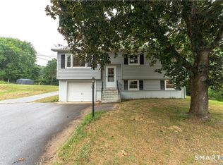 782 Hopeville Rd, Griswold, CT 06351