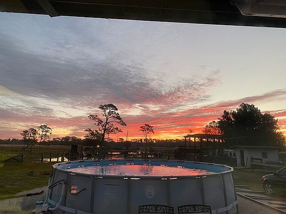 Backyard View/Pool