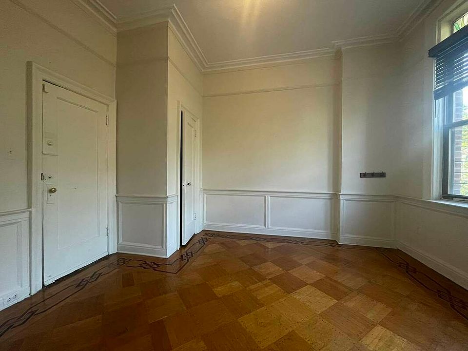1st image of 636 11th St #3