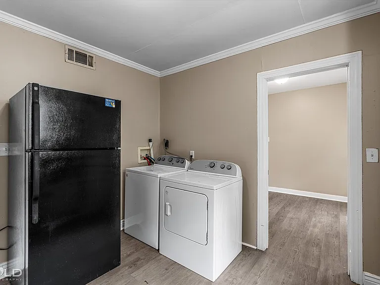 2623 Dillard St — Photo 17