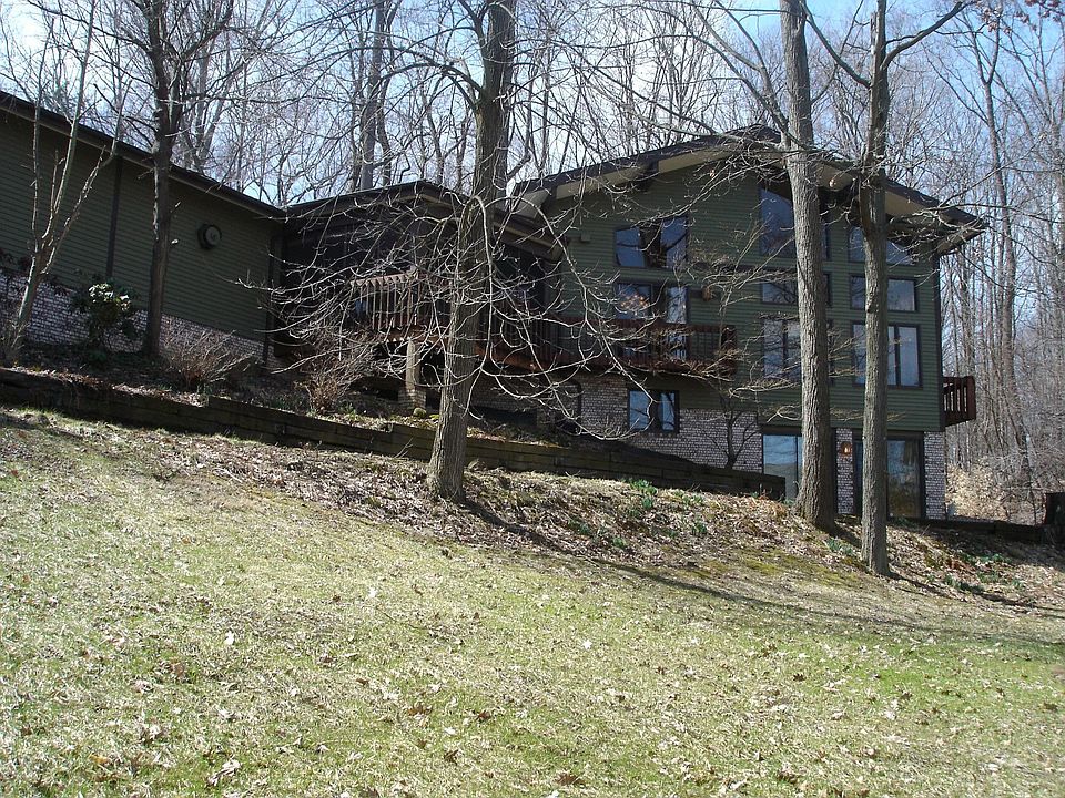 1st image of 6859 Woodwalk Dr #44