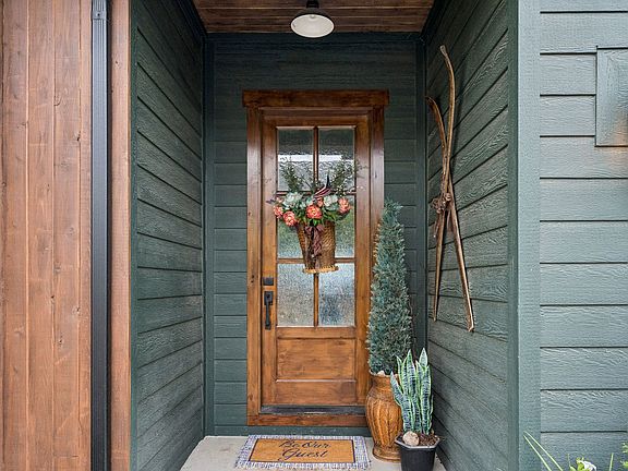 2nd image of 1420 S Beaver Bench Rd #1306