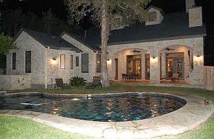 1st image of 2505 Greenlee Dr