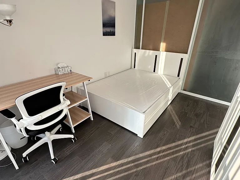 955 Bay St #1413 — Photo 5