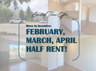 1415 Lakewood Rd W, Edmonton, AB T6K 3Y1