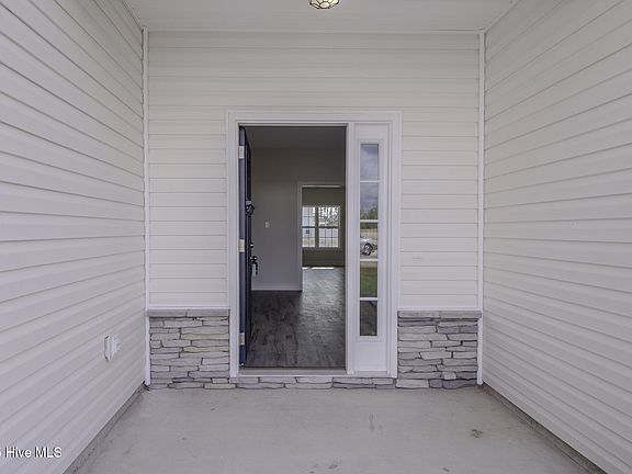 3rd image of 622 Indigo Johnston Drive